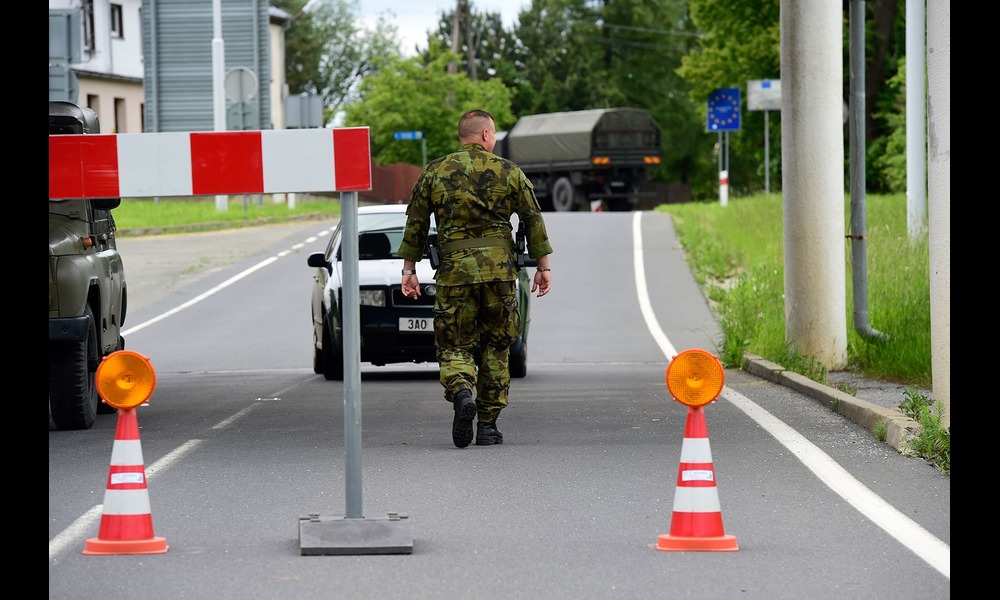 What are the similarities and differences between Poland and the Czech Republic?